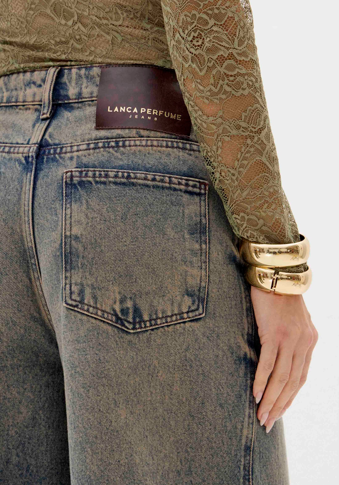 Calças Wide Leg Ganga com Lavagem - Lança Perfume