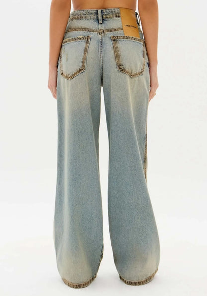 Calça Jeans Wide Leg Com Cintura Média - Lança Perfume