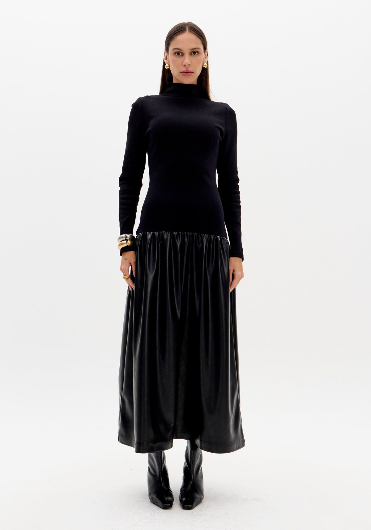 Vestido Comprido com Ecopele Preto - Lança Perfume