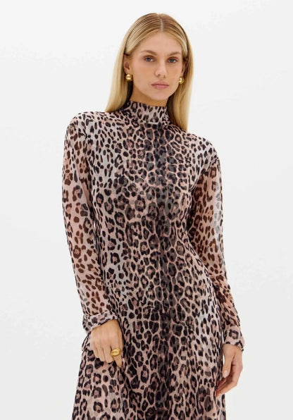 Vestido Assimétrico Com Manga Longa - Lança Perfume