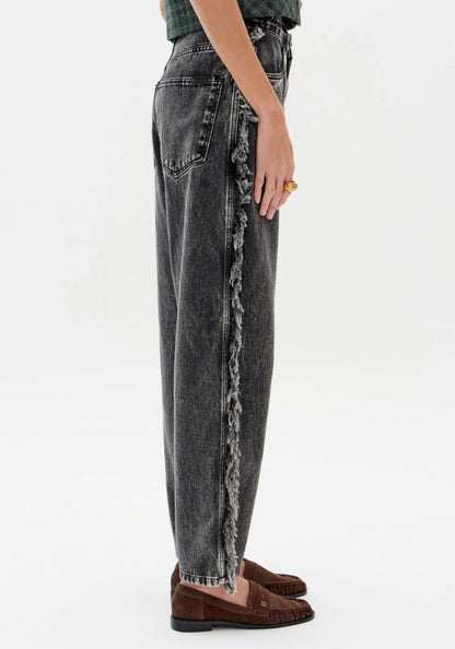 Calça Jeans Baggy Com Cintura Alta - Lança Perfume